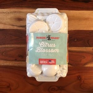 Nordic Ware Citrus Blossom Loaf Pan